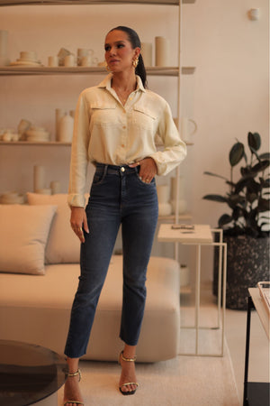 Calça Jeans Modeladora Essencial Reta Cós Super Alto