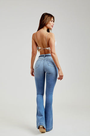 Calça Jeans Modeladora Apaixonante Flare Cós Alto