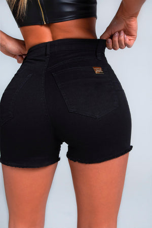 Shorts Jeans Modelador Preto Que Não Desbota