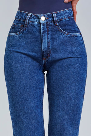 Calça Jeans Modeladora Escura Reta