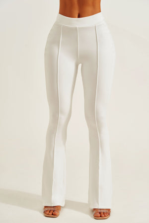 Calça Comfort Office Flare Off White