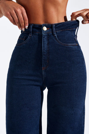 Calça Jeans Modeladora Pantalona Luxury Cós Super Alto