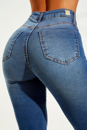 Calça Jeans Modeladora Inesquecível Reta Cós Médio