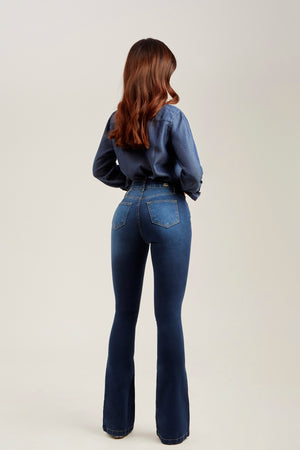 Calça Jeans Modeladora Curva dos Sonhos Flare Cós Médio