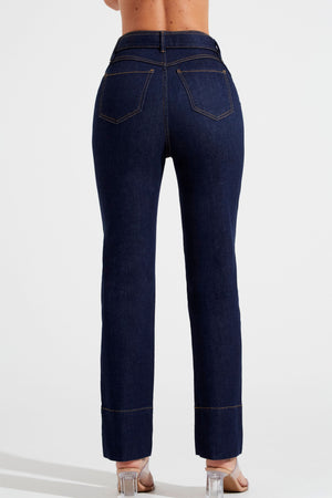 Calça Jeans Modeladora Reta com Cinto Cós Super Alto