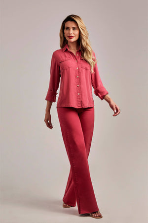 Calça Jeans Modeladora Wide Leg Com Fenda Viva Magenta