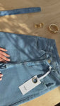 Stories de Calça Jeans Modeladora Wide Leg Com Amarração Cós Médio